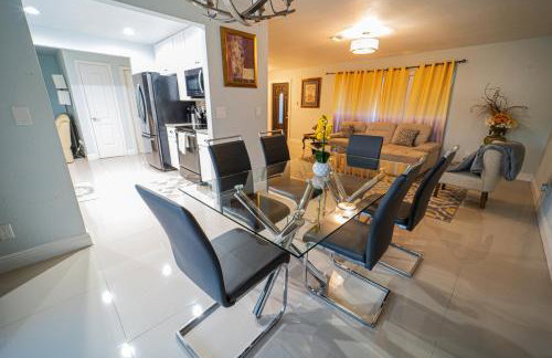 Chardonnay- Luxe home with pool ,spa and close to equestrian - Foto 7