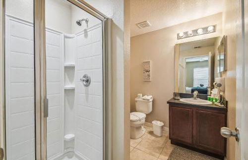 Cozy family Home 5b3b Private Pool 11Mil Disney - Foto 8