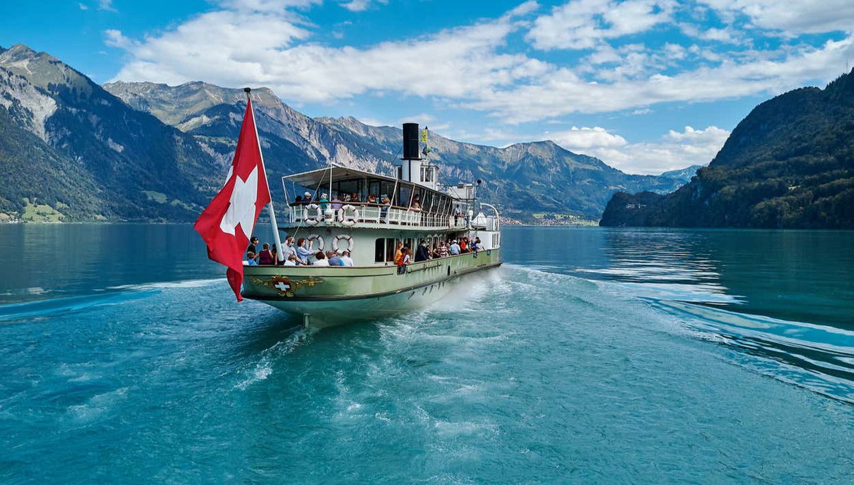 Navigando sul lago Brienz