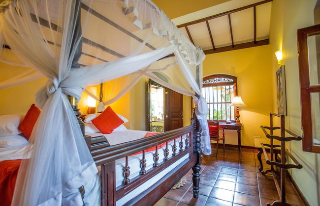 The Chalet - Whole Villa 2 Bedroom (Sleeps 4) - Photo 2