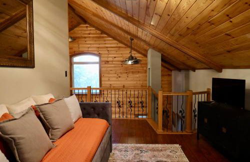 Hidden Hillside Retreat - A Secluded Modern Cabin - Foto 25