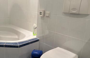 Nettes Apartment mit schönem Bad - Foto 25