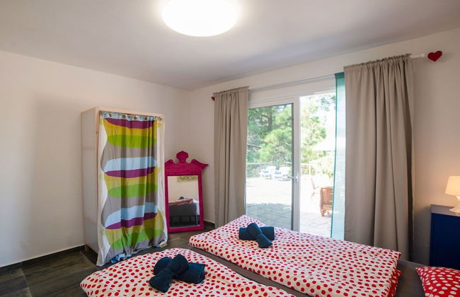 Appealing Holiday Home in La Escalona With Mountain Views - Photo 20