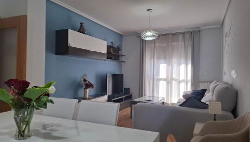 Espectacular vivienda unifamiliar con jardín en Olite - Foto 2