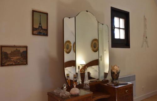 Holiday Home in Le Châtelet with Pool - Foto 26