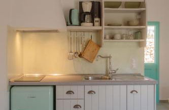 Xerolithia Guesthouse - Photo 40