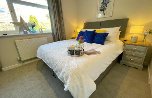 Charming 2 Bedroom Bungalow with open plan living - Foto 10