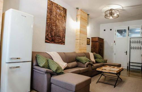 APARTMENT FOR 6 WITH POOL, GARDEN, CLIMBING AREA - Foto 7