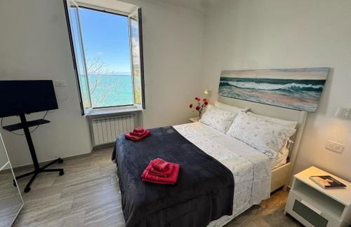 Splendida Casa vista mare per 4 persone di fronte alle spiagge di Bussana - Foto 1