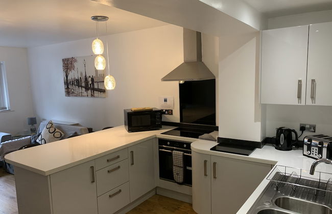 Stylish and Immaculate 2-bed Apartment in Leigh - Foto 7