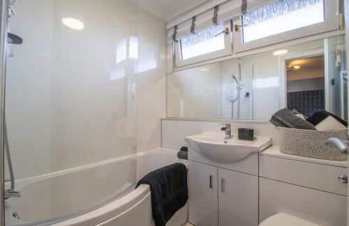 Catriona House - 3 Bedroom house in Motherwell - Foto 16