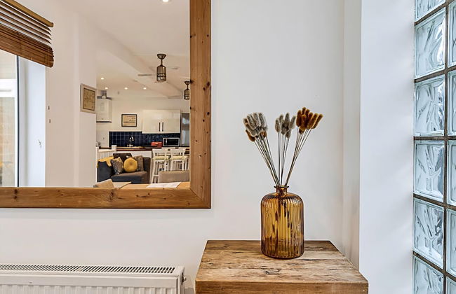 Modern Comfort Two Bedroom Gem on the Rye - Foto 19