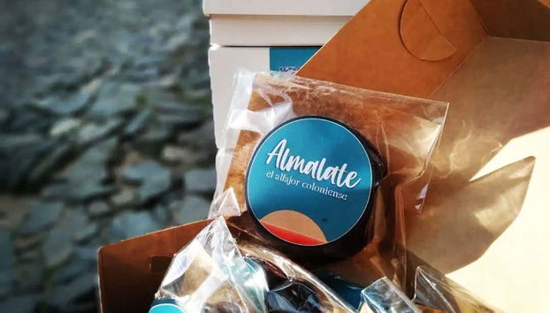 Uma caixa de alfajores