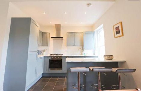 Penthouse Apartment with Impressive Views Sleeps 2 to 8 - Foto 2