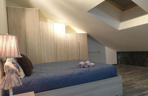 Angela's Attic - Photo 9