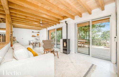 Cabane dIsmou Piscina & Diseño de madera - Foto 29