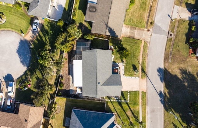 Amazing Pet Friendly 3 Bed House - Heated Pool 3 Bedroom Home by RedAwning - Foto 24