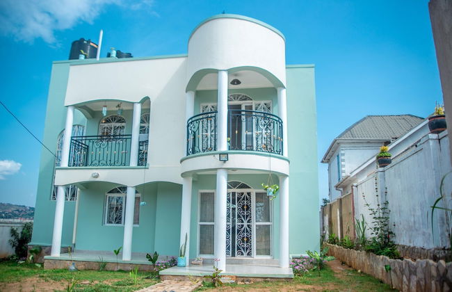 5-bed Lakeview Villa With Roofterrace and Kidspond - Foto 1