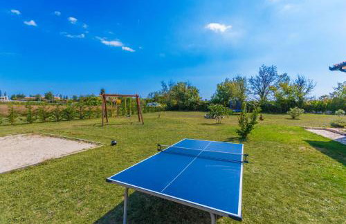 Villa Ivona, a luxurious villa minutes from the sea - Foto 39