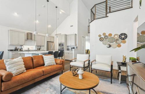 Brand New 5BD 4BA Luxury Vacation Home w Hot Tub - Foto 1