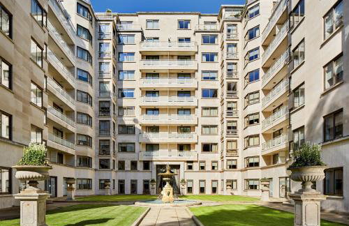 Arlington House Apartments - Photo 12