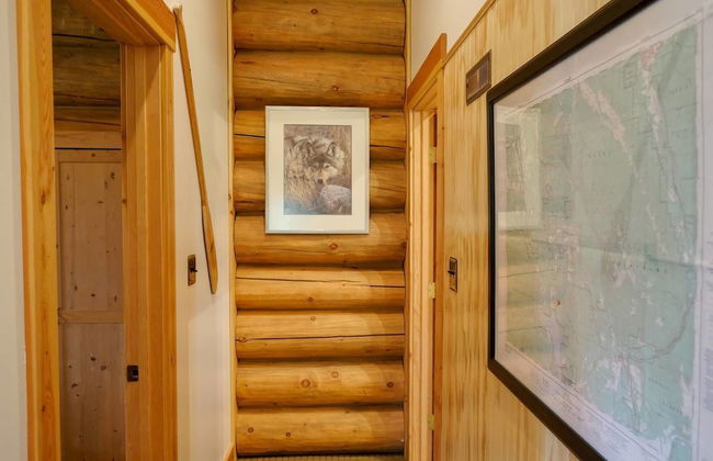 Beautiful Log Chalet Near Fernie, BC - Foto 2