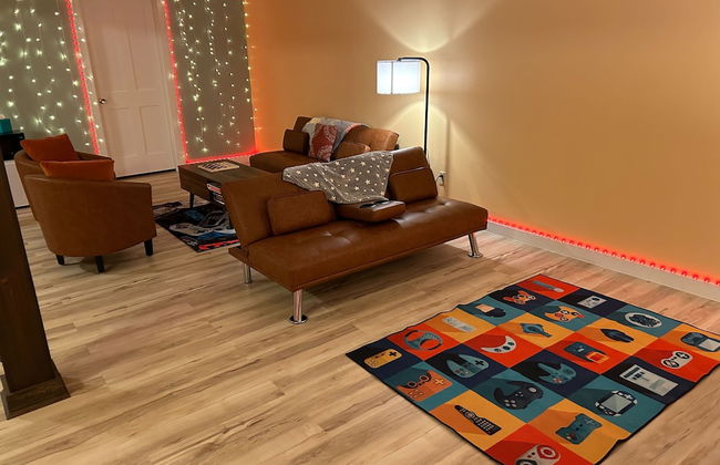 Mansion w 10 Bedrooms Pool and Theater - Foto 38