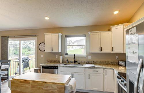 Deck and Outdoor Dining Family Getaway in Dry Ridge - Foto 8