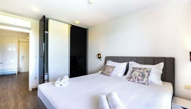 Luxury Penthouse Apt on beach Makarska - Foto 2, Habitación