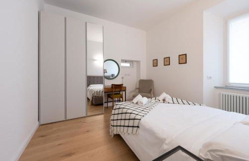 Cernobbio Center - Modern Apartment with Parking - Foto 8