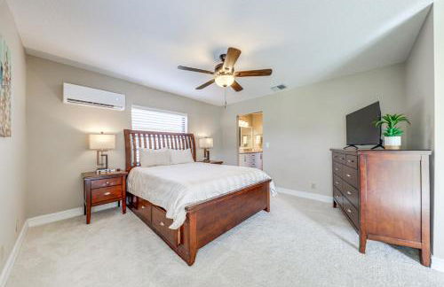 Riverfront Backyard and Grill Sunrise Family Home - Foto 12