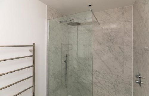 Stylish Family Home with Garden - Foto 20