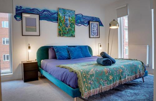 Sleek 4BR Townhouse - Rooftop - Hot Tub - Foto 2