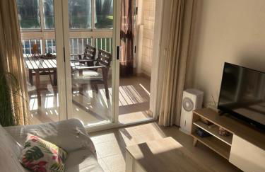 Descanso y jardines con piscinas - Foto 3