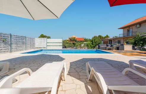 4 Bedroom Gorgeous Home In Lisicic - Foto 12