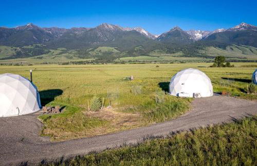 Montana Luxury Dome Stay with Panoramic Views Near Yellowstone National Park - Foto 9
