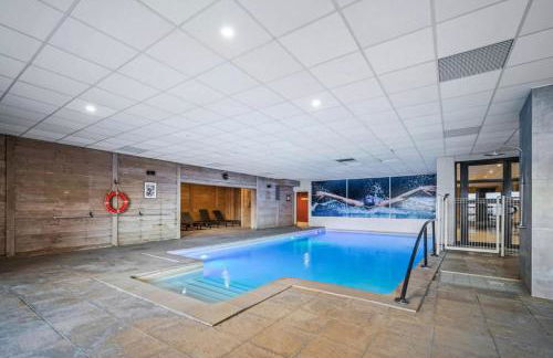 Appartement 8 personnes dans chalet privé, piscine, ski in - Foto 36