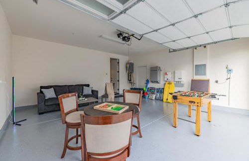 #Marbella Lane - Elegant 5BR Home Rancho Mission - Photo 30