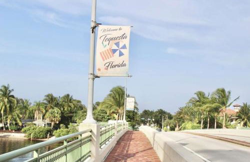 Coastal Village Retreat - Photo 20