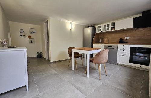 Palme Apartments - Photo 10