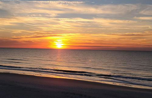 Topsail Treasure's - Oceanfront Luxury Spa Pool - Foto 54