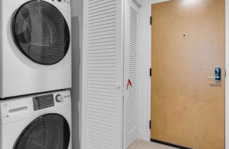 Brand New Luxury Studio at The Crosby Downtown MIA - Foto 14