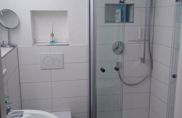 Appartment Holli- kleine, modern renovierte Altbauwohnung - Photo 7