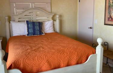 Flagler Beach Ocean Front Villa w/ Lg. In ground Pool-5-6Br/4Bth& attached apt - Photo 42