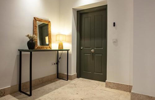VELALMA -Edificio exclusivo de apartamentos turisticos en Centro histórico-JAEN - Foto 13