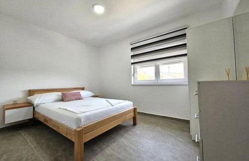 Guest House Vrsine - Photo 6