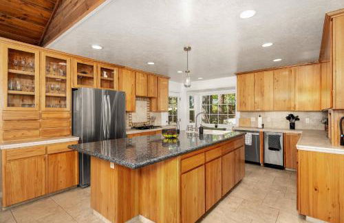 Yosemite+5BR+Views+Hot Tub+Pets - Foto 40