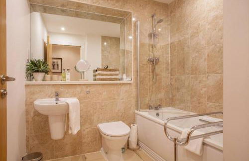 1 Bedroom Flat in the Heart of Merchant City - Foto 15