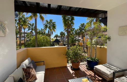 Bahía de Marbella Beachfront 2 bedroom apartment - Photo 10