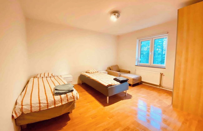 Bjurvik's Villa - Flat 2 - Business Customers Only - Photo 4